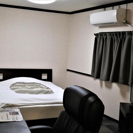Hotel Daiki Osaka Bagian luar foto